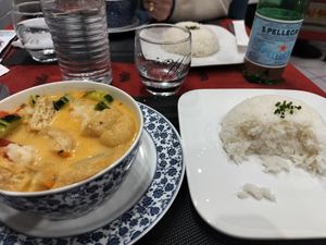 Curry coco tofu with rice #Veganuary at Kaengthai in Tarbes
