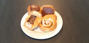 A few pastries of their vegan offer at Patisserie Stefan in Sint-niklaas