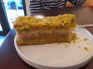 Le Napolitain amandes-pistaches at Inzu in Marseille