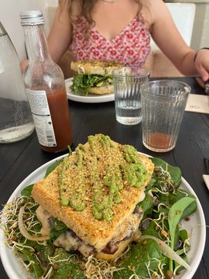 Le meilleur grilled cheese de la ville at Inzu in Marseille