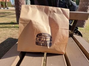 Easy to take away at Veggie Junkies Burger in Kobe