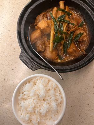 Rendang curry clay pot   at Vege4Love in Marrickville