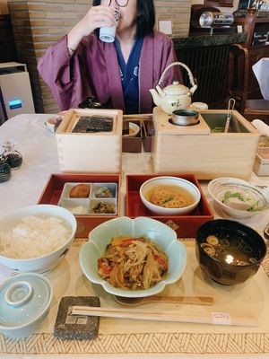 Breakfast meal with steamed tofu and a variety of dishes   at Sanboh Kan (at Tocen Goshoboh) - 餐房 閑（御所坊） in Kobe
