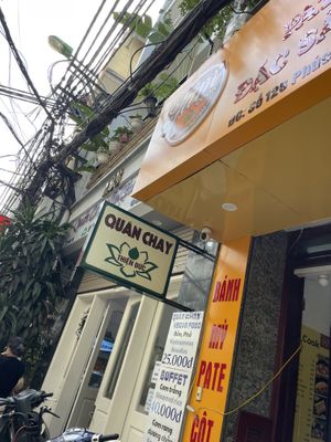 Outside - don’t miss it #Veganuary at Thiện Đức in Hanoi