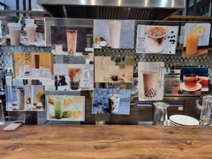 Bubble tea menu at Happy Veggie - 天街素食 in Budapest