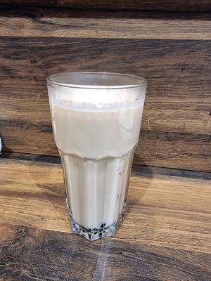 Bubble tea at Happy Veggie - 天街素食 in Budapest