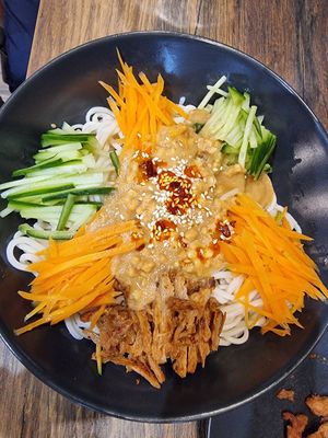 Noodle dish w/ pnb sauce and veggies at Happy Veggie - 天街素食 in Budapest