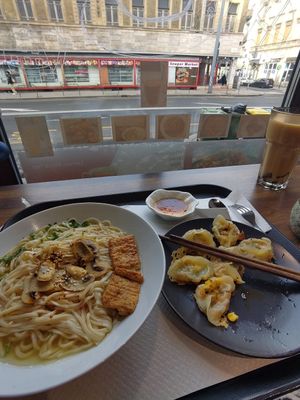  at Happy Veggie - 天街素食 in Budapest