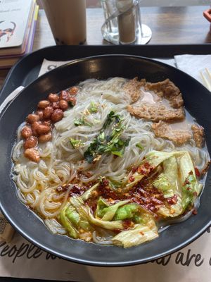 酸辣粉 suānlàfěn spicy sour noodles  at Happy Veggie - 天街素食 in Budapest