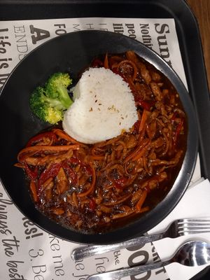  at Happy Veggie - 天街素食 in Budapest