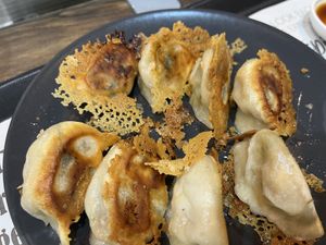 I dumpling saltati 😋  at Happy Veggie - 天街素食 in Budapest