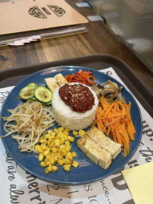 Korean bibimbap at Happy Veggie - 天街素食 in Budapest