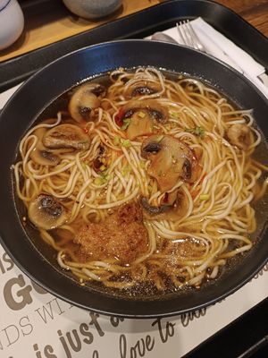  at Happy Veggie - 天街素食 in Budapest