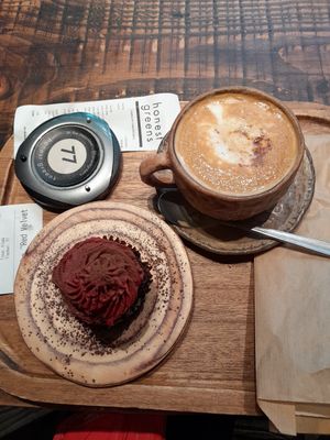  at Honest Greens - Las Ramblas in Barcelona