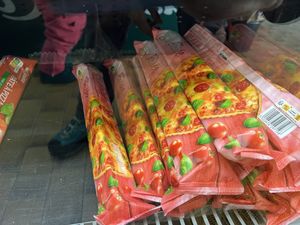 Vegan pate brisé   at Petit Casino in Chamrousse