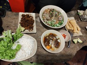  at Chay Vỉa Hè in Hanoi