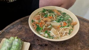  at Chay Vỉa Hè in Hanoi