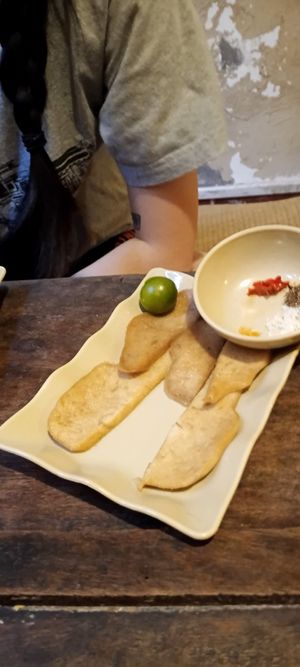  at Chay Vỉa Hè in Hanoi