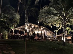 Fabulous ambience   at Smoke & Bitters in Dikwella