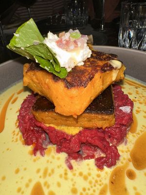   at Smoke & Bitters in Dikwella