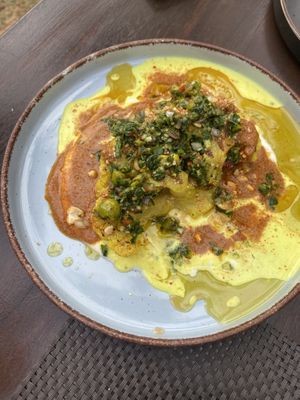   at Smoke & Bitters in Dikwella