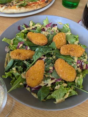 Vegan cesar salad at Gostilna-Pizzeria Nona in Murska Sobota