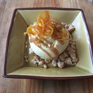 Crème glacée à la citrouille (table d'hôte) at Invitation V in Montreal