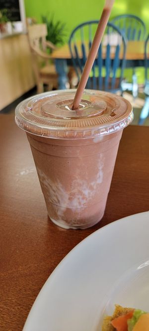 Chocolate banana shake at Veggos Green Cuisine in Lake Forest