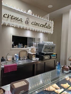  at Crema & Cioccolato in Bari