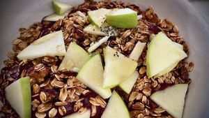Açai granola bowl . Just specify no honey to make it vegan 🌱 .  at Romancing The Bean in Burbank
