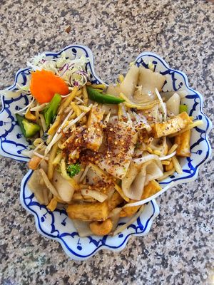 Spicy noodle with house made wide noodles and added bamboo and cashew 😋 at Alaska Taste of Thai in Anchorage