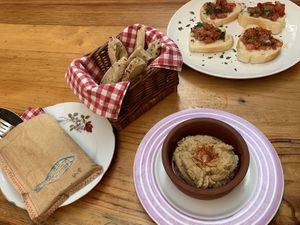 Houmous and bruschetta  at Konoba Mareta in Korcula