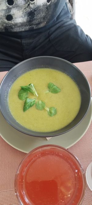 Crema de verduras at Kaizen Vegetariano in Torrevieja