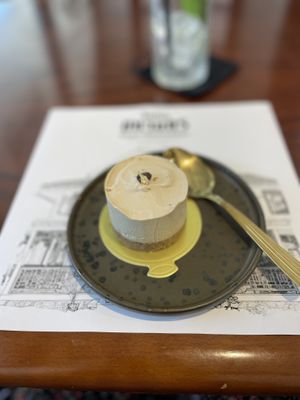 Raw cake with baked bottom layer: Thai coffee  #Veganuary at Vegan Mahanakhon in Bangkok