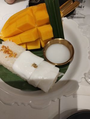 Amazing dessert of coconut sticky rice and delectable mango at Vegan Mahanakhon in Bangkok