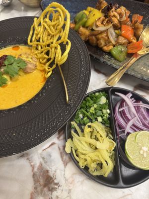 The table of delicious food  #Veganuary at Vegan Mahanakhon in Bangkok