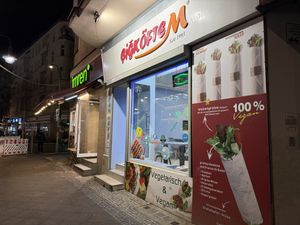 front #Veganuary at Cigköftem - Karl Marx in Berlin