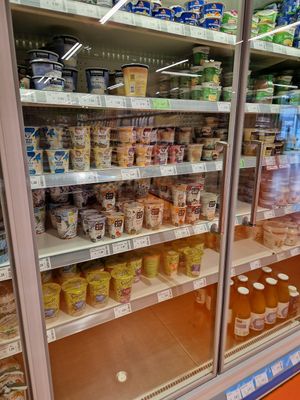 Veganer Joghurt at ebl-naturkost - Ihr Bio-Fachmarkt in Zirndorf