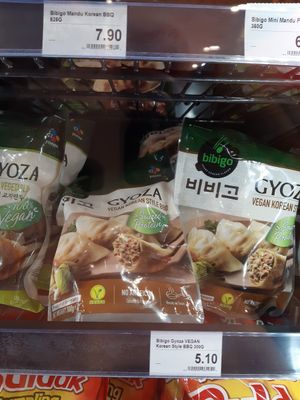 Vegan meat gyoza! #Veganuary at MAM - Modern Asia Market in Seiersberg