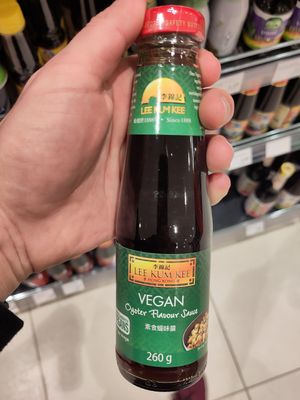 Vegane Austernsauce at MAM - Modern Asia Market in Seiersberg