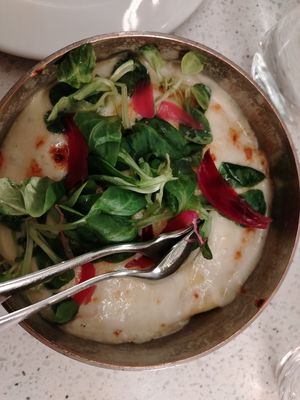 Gnocchi gratinati al comté con contorno di insalata (non in foto) at Chère Amie in Strasbourg