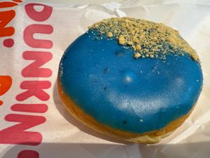 blue vegan at Dunkin' in Hamburg