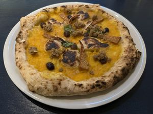   at Meow Pizzeria Verde in Innsbruck