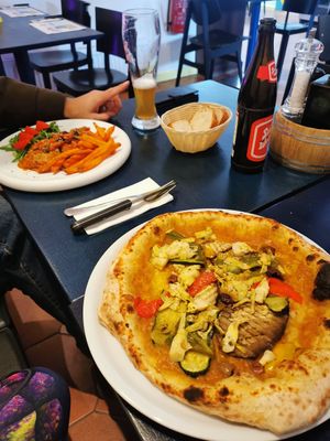  at Meow Pizzeria Verde in Innsbruck