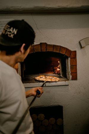 Vegan AF at Meow Pizzeria Verde in Innsbruck