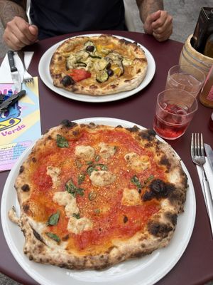   at Meow Pizzeria Verde in Innsbruck