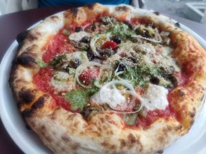  at Meow Pizzeria Verde in Innsbruck