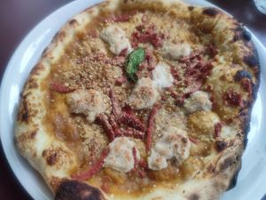 Amatriciana ? The one with bacon. at Meow Pizzeria Verde in Innsbruck