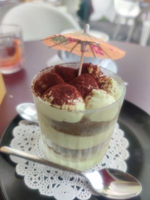  at Meow Pizzeria Verde in Innsbruck