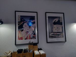 Fun art at Meow Pizzeria Verde in Innsbruck